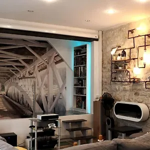 A Very Calm Loft In Bastille París